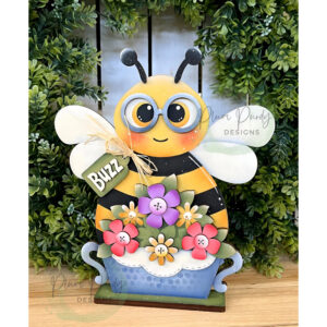 Sagoma: HONEY BEE GATHERING